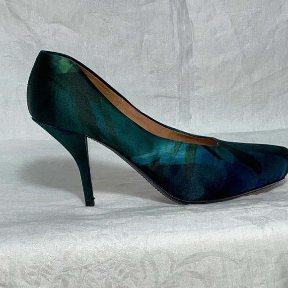 Dries Van Noten Satin Pumps - Picture 5 of 7